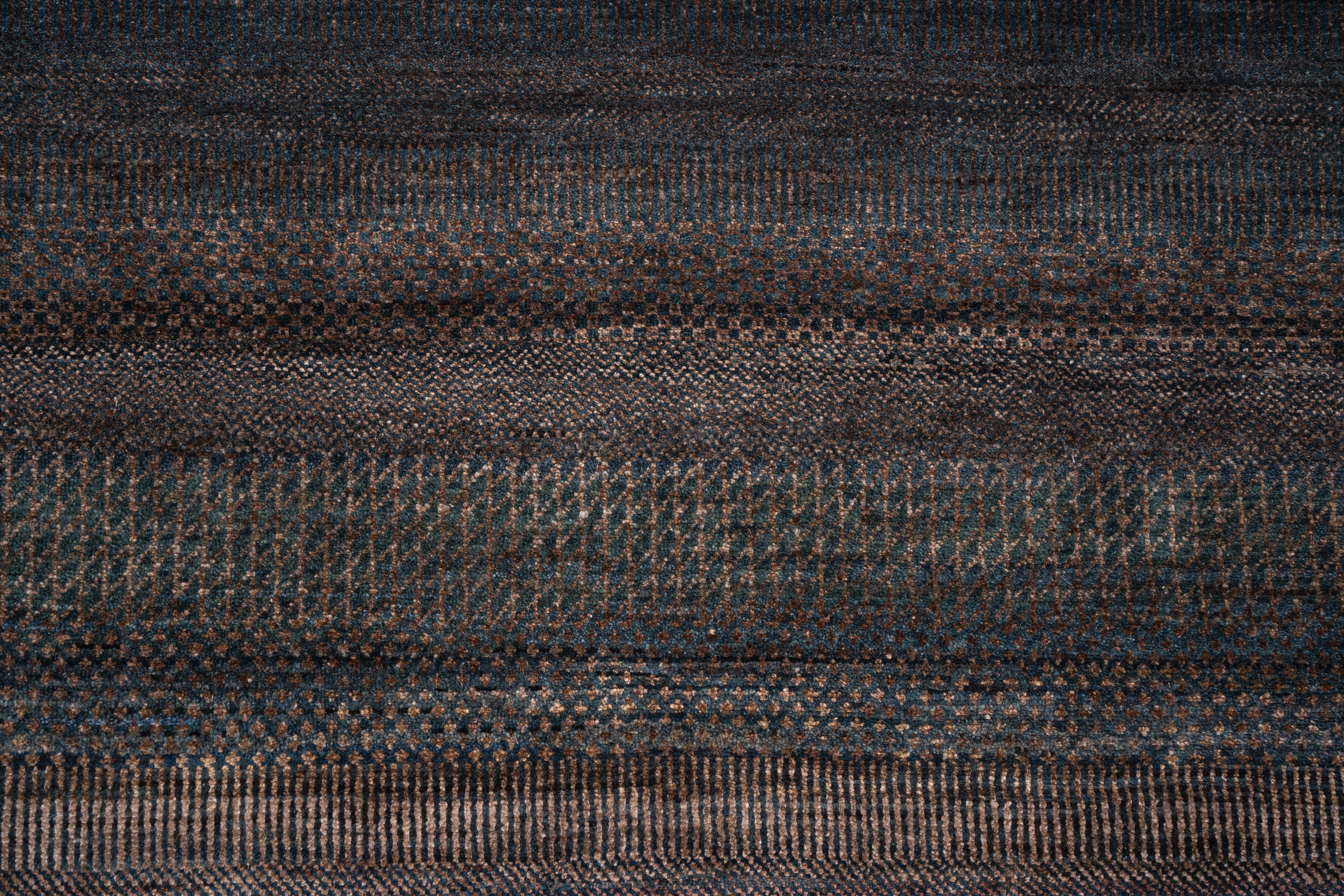 Handknotted Carpet, DIA - 1174 MCN, Blue & Brown